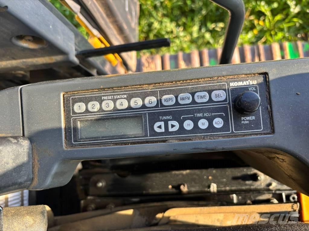 Komatsu PC 210 LC-8 Escavadeiras de esteiras