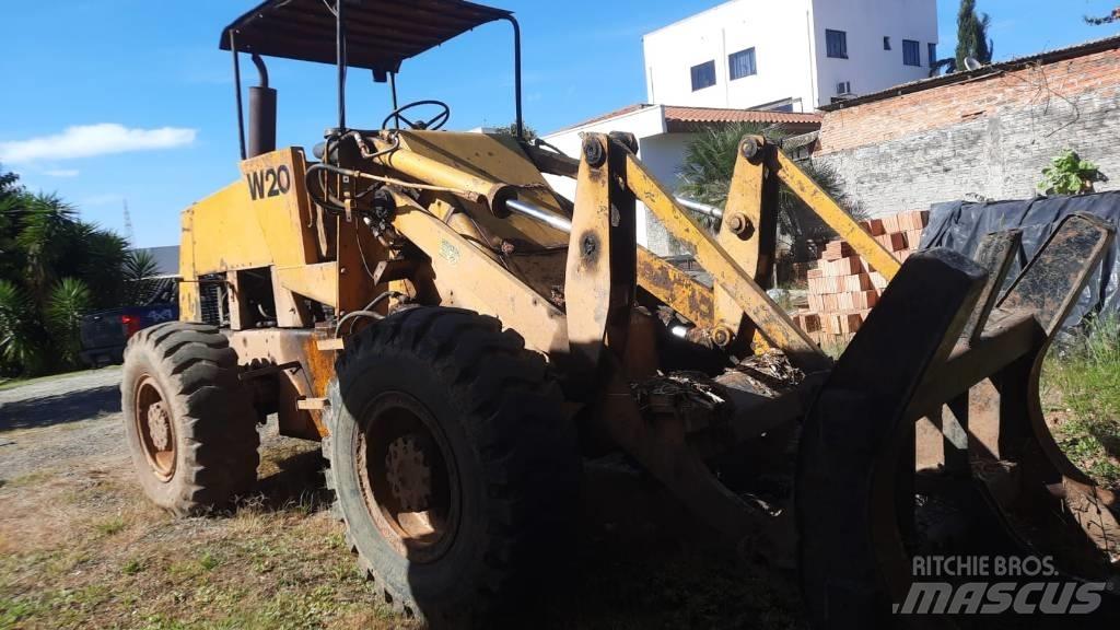 CASE W20B Carregadeiras de rodas