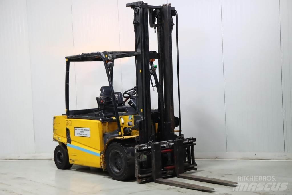 Hyundai 50B-9 Empilhadores eléctricos