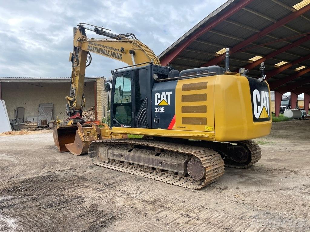 CAT 323 EL Escavadeiras de esteiras