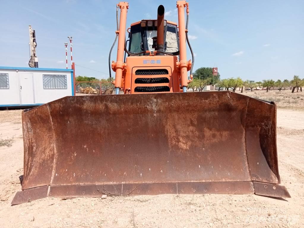 Fiat-Hitachi D 180 Dozers - Tratores rastos