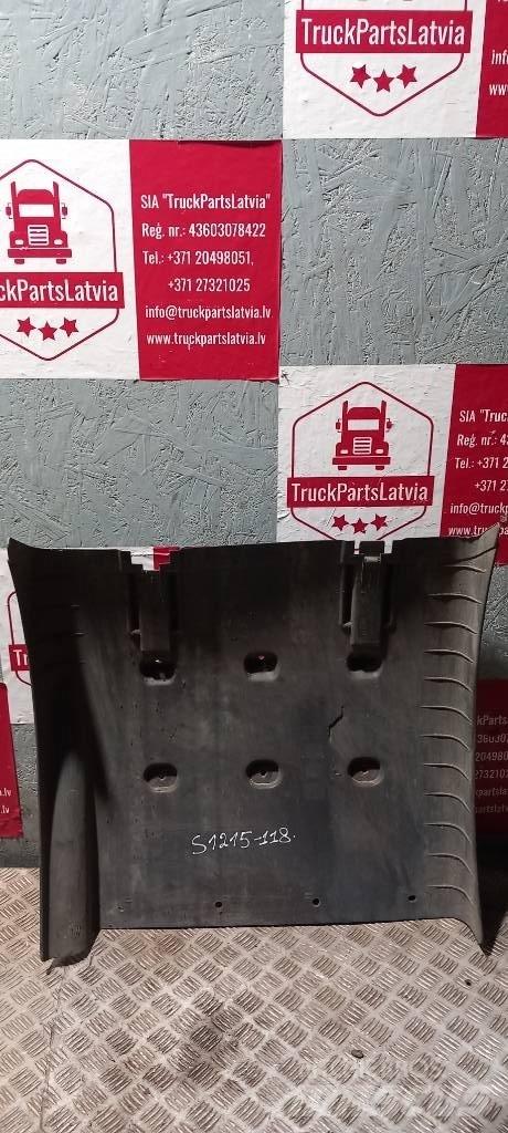 Scania R440  1357599 Chassis e suspensões