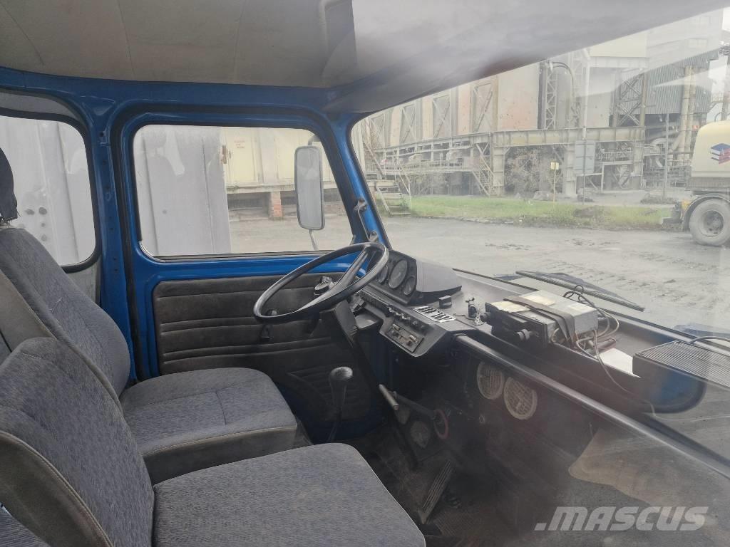 Avia 30N Camiões estrado/caixa aberta