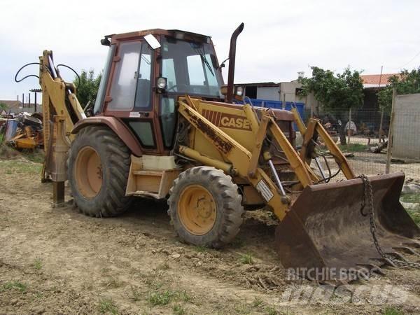 Case 580 SuperK Retroescavadeiras
