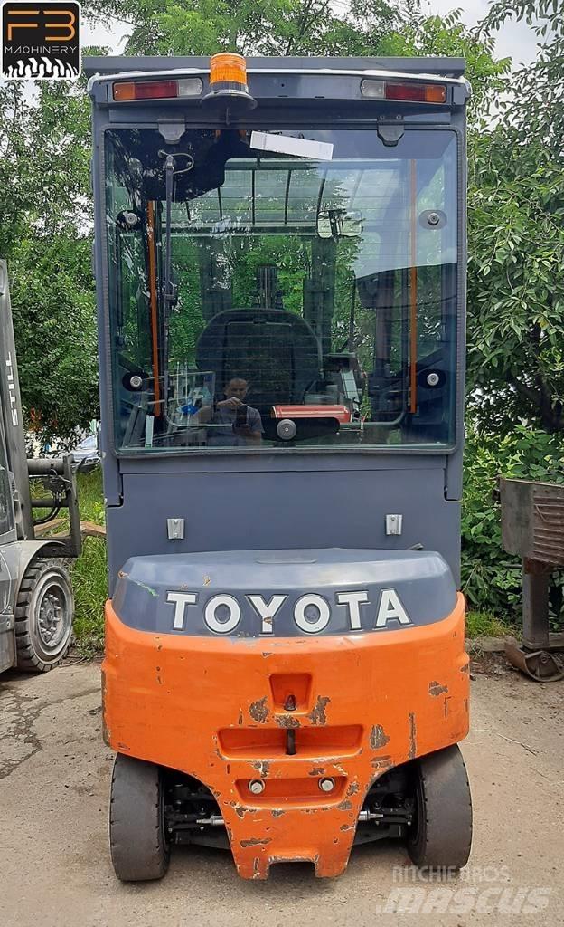 Toyota 8FBMT30 Empilhadores eléctricos