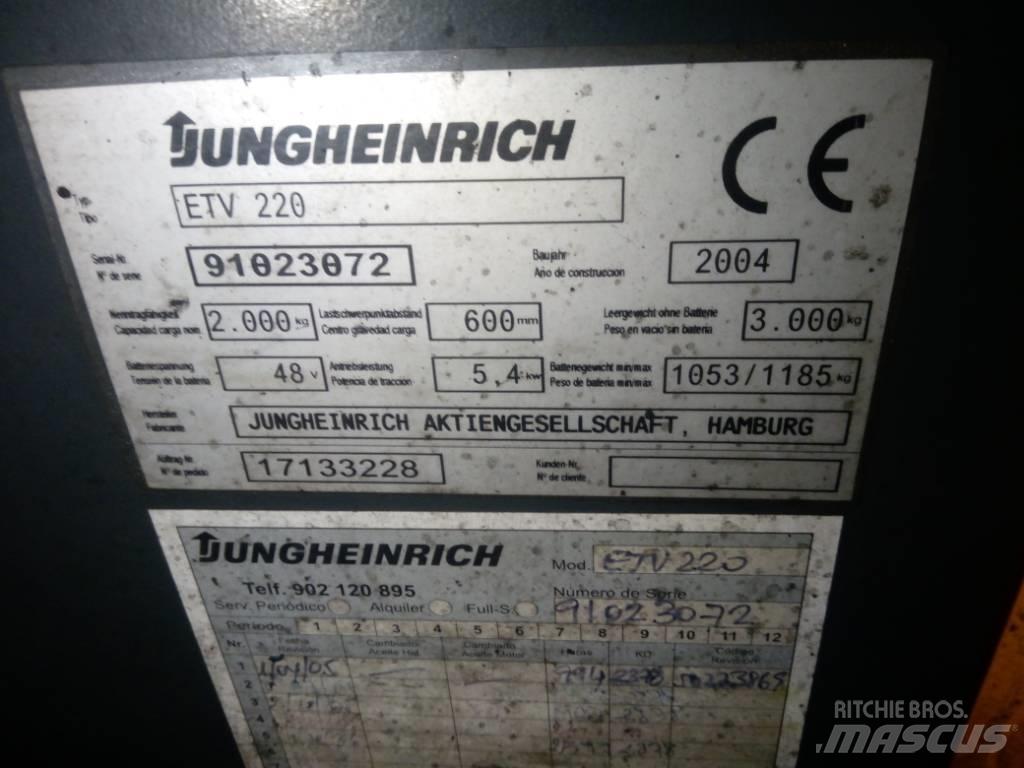 Jungheinrich ETV 220 Empilhadores Elevadores