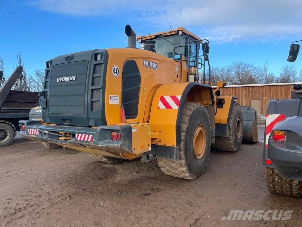 Hyundai HL 980 Carregadeiras de rodas