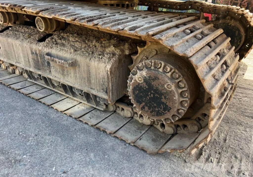 CAT 330 D L Escavadeiras de esteiras