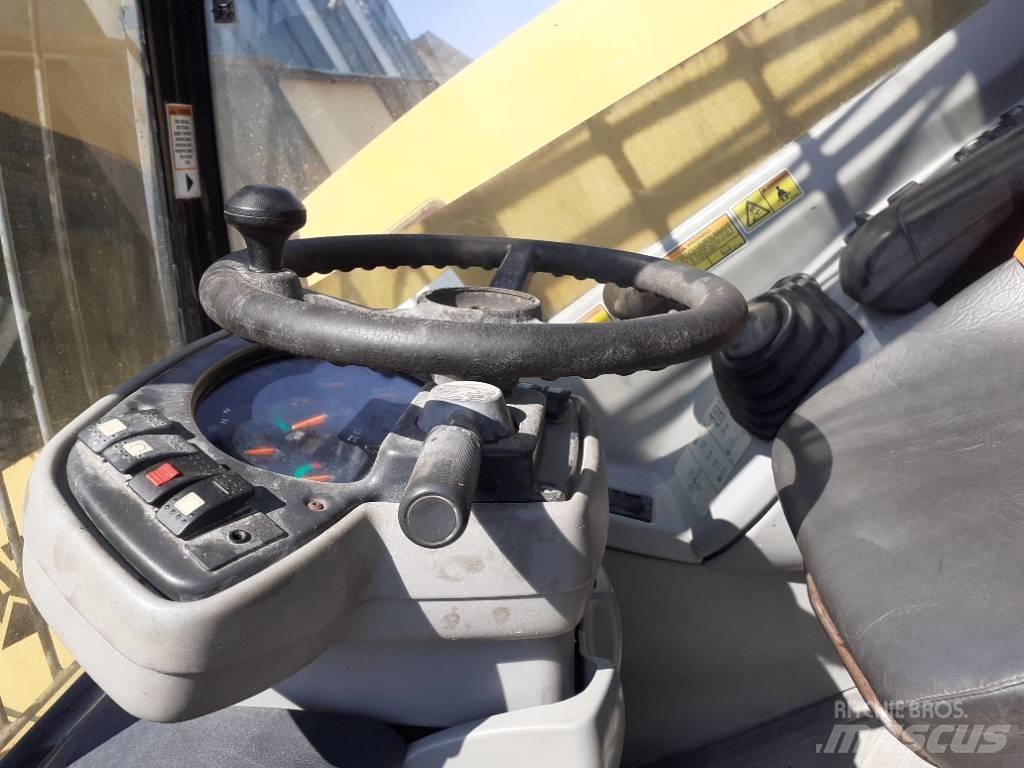 CAT TH 350 B Manipulador telescópico