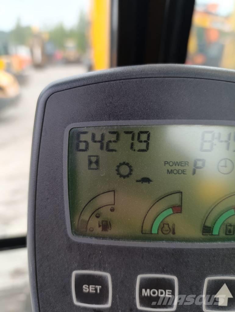 JCB JS 260 LC Escavadeiras de esteiras