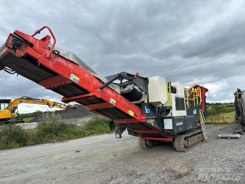 Sandvik QJ 241 Britadores móveis