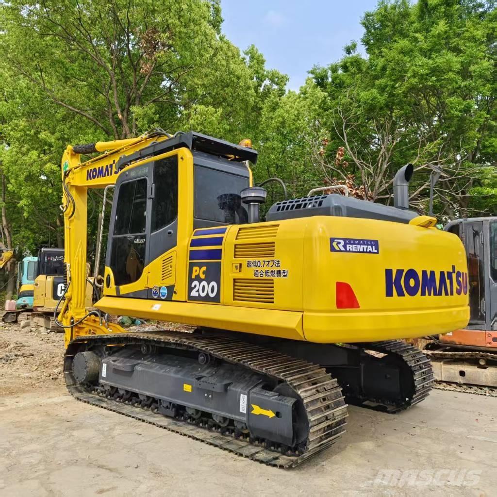 Komatsu PC 200-8 Escavadeiras de esteiras