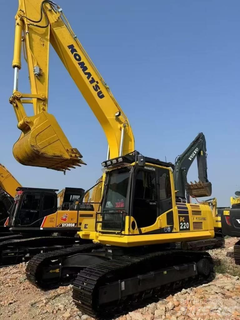 Komatsu PC 220 Escavadeiras de esteiras