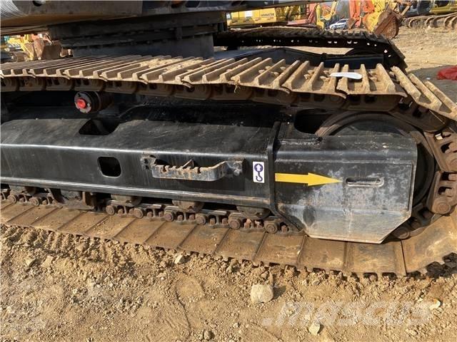 Hitachi ZX210 Escavadeiras de esteiras