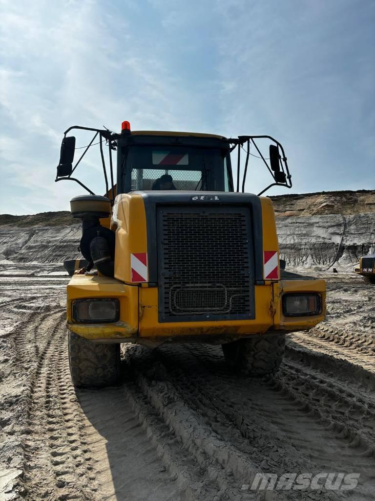 Bell B 25 Caminhões articulados