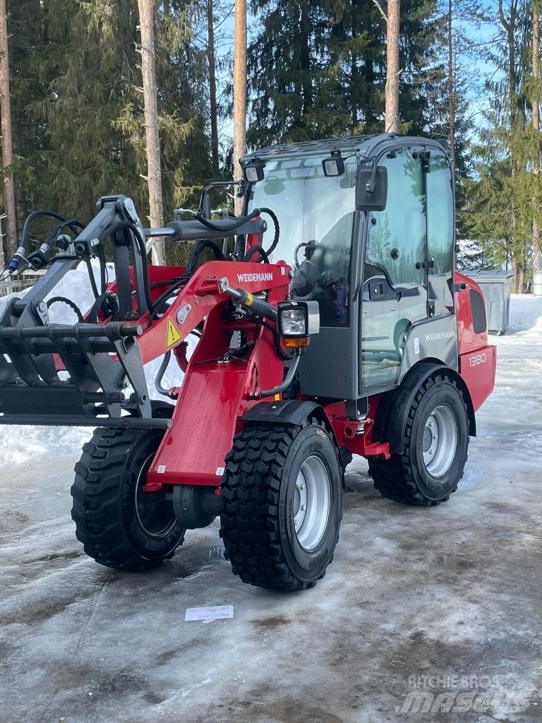 Weidemann 1380 Carregadora multifunções