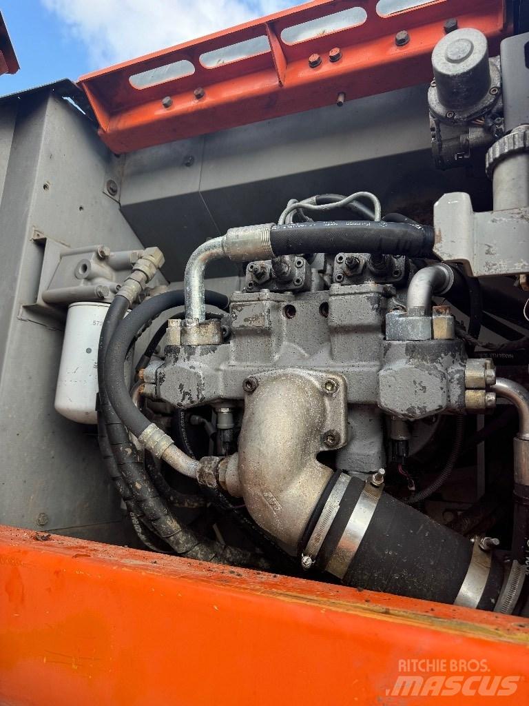 Hitachi ZX 210 Escavadeiras de esteiras