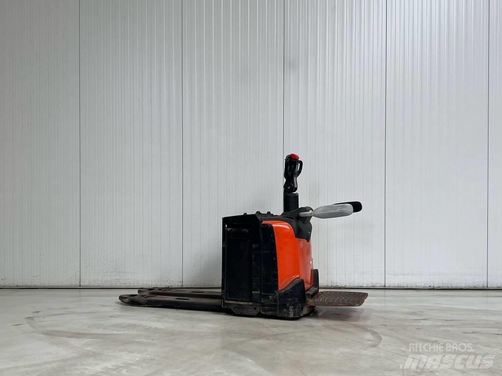 BT LPE250 Porta-paletes com plataforma