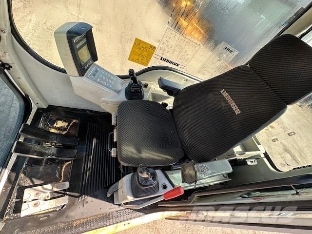 Liebherr R 914 C CAB Cabina