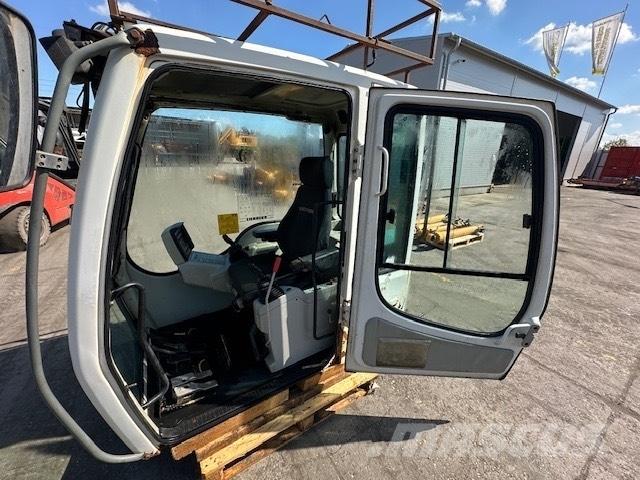 Liebherr R 914 C CAB Cabina