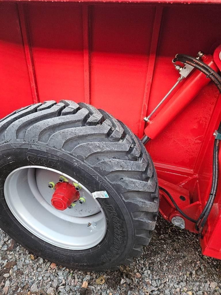 Dinapolis TRV 635 Outros reboques agricolas