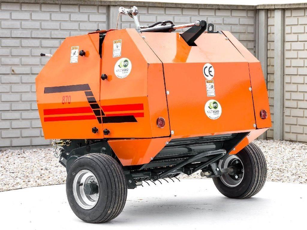  Komondor RKB-870 Enfardadeira de rolos
