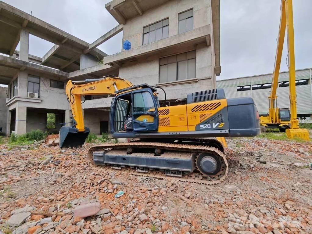 Hyundai Robex 520 VS Escavadeiras de esteiras