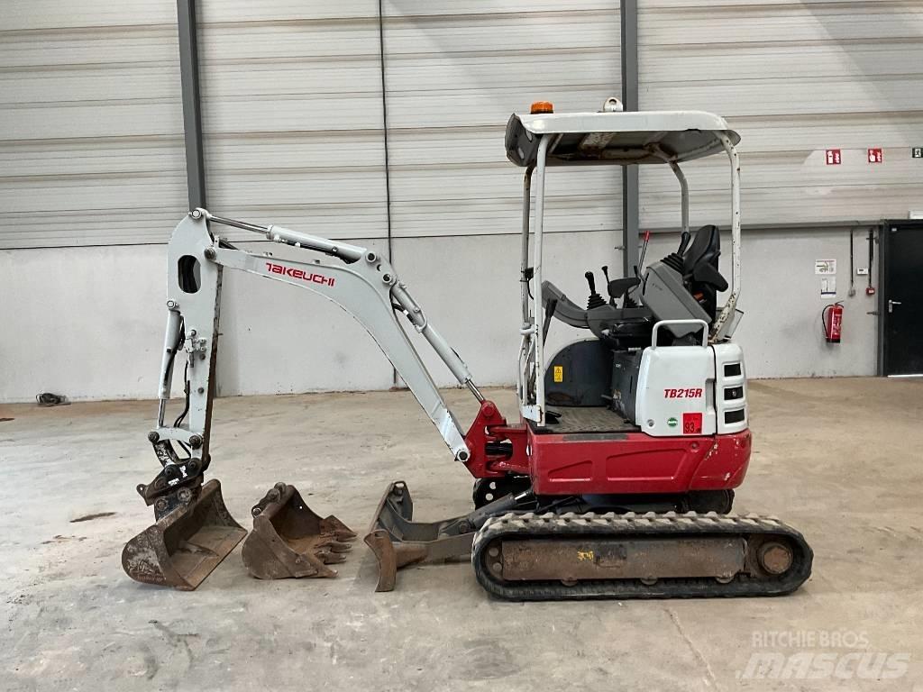 Takeuchi TB 215 R Miniescavadeiras