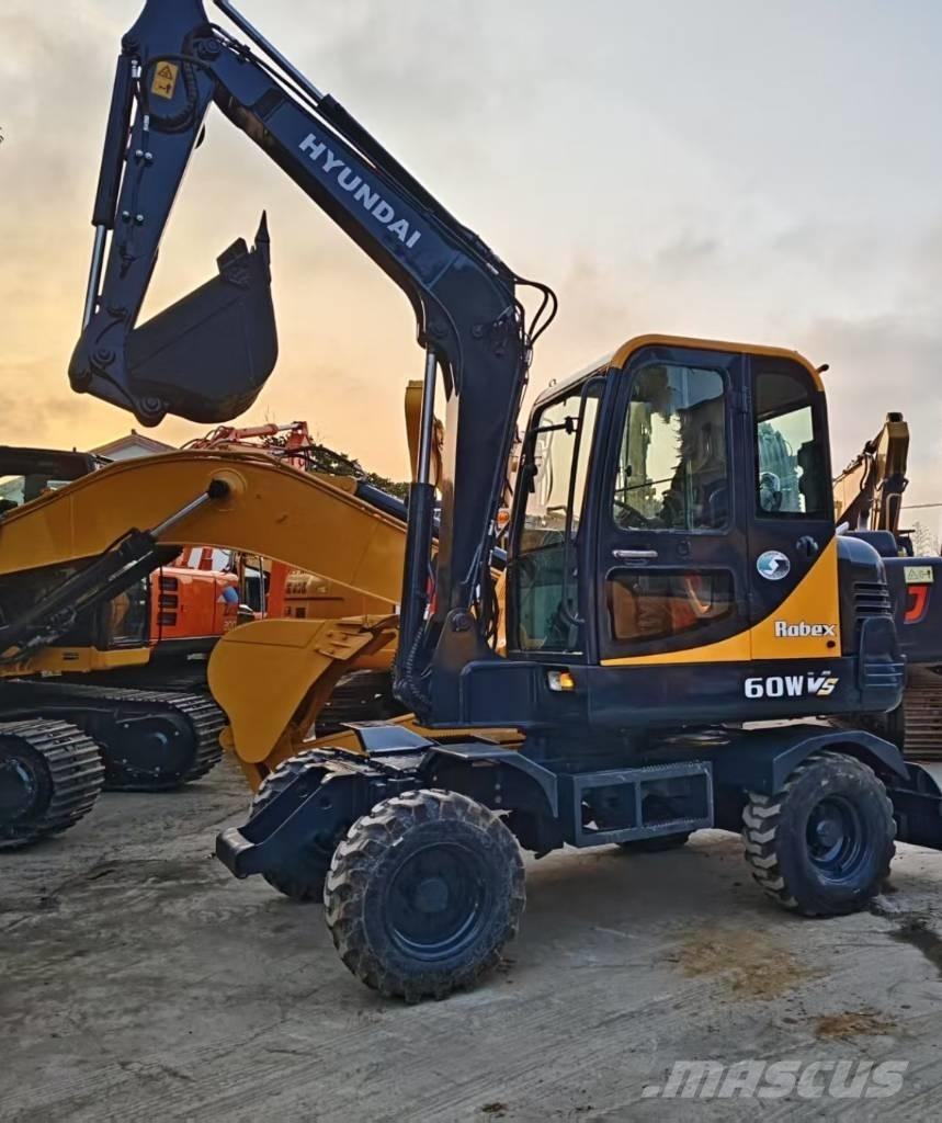 Hyundai R60W Escavadoras de rodas