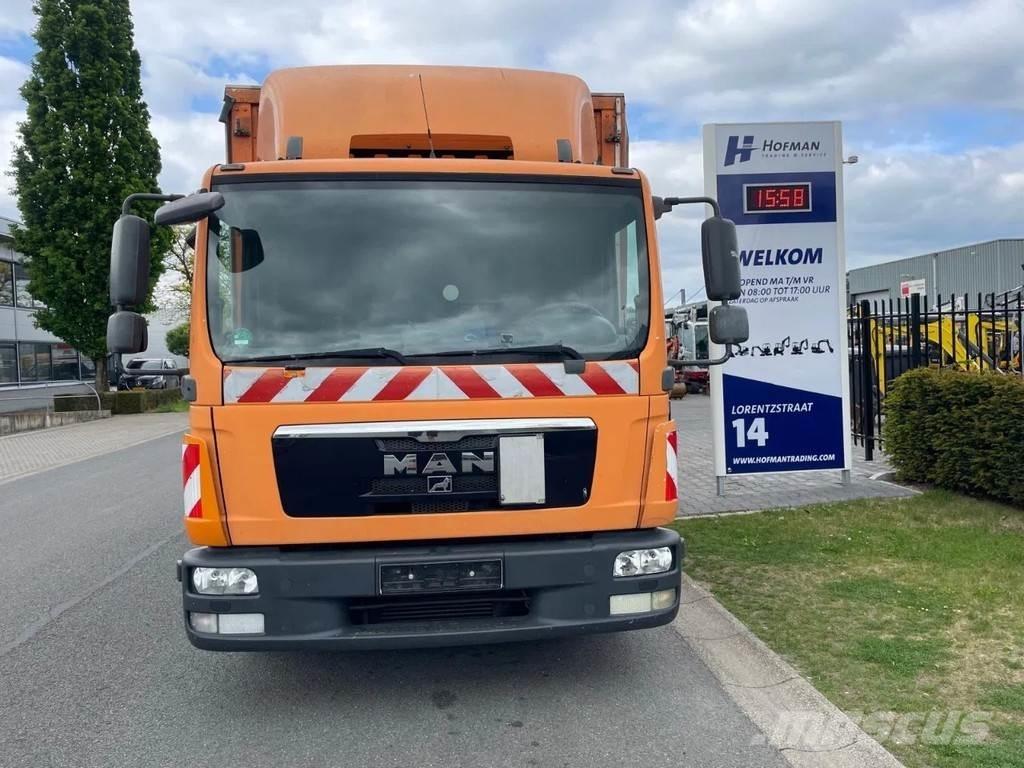 MAN TGL 8.220 Camiões estrado/caixa aberta
