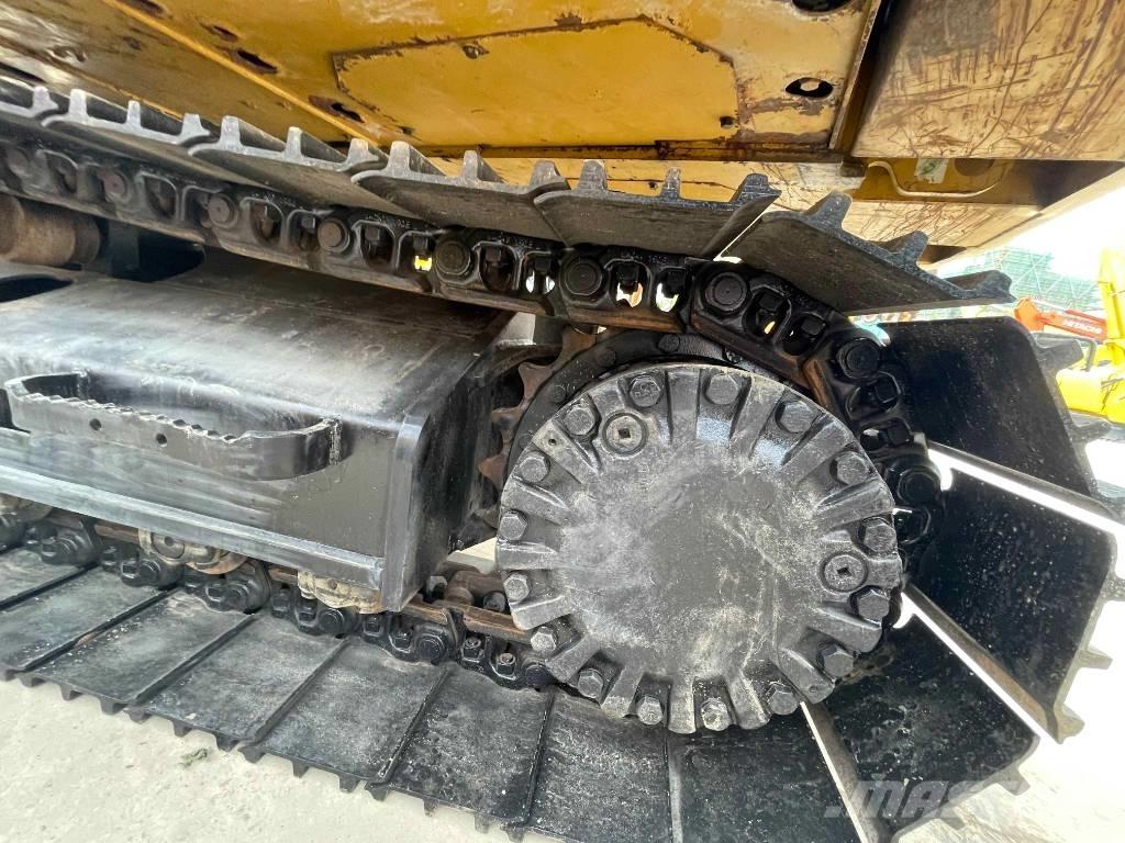 CAT 323 D Escavadeiras de esteiras