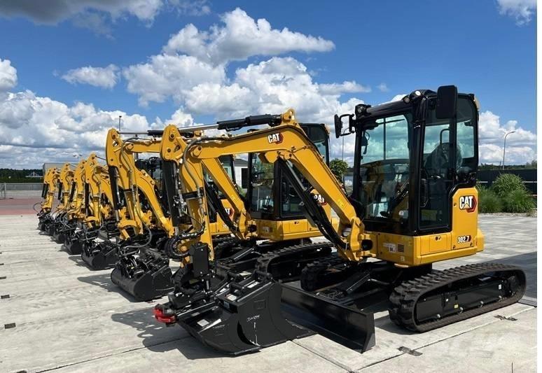 CAT 302.7 CR Miniescavadeiras