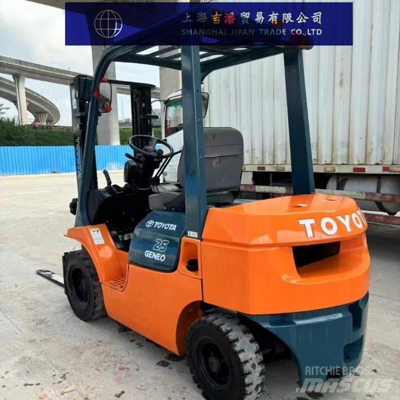 Toyota 25 Empilhadores Diesel