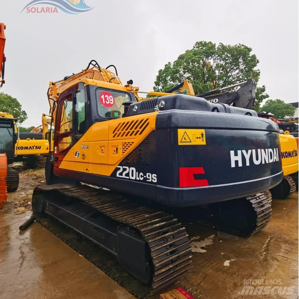 Hyundai R220LC-9S Escavadoras de rodas