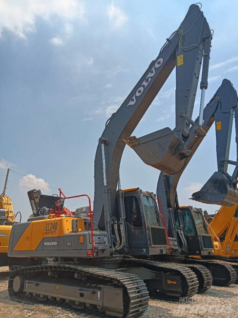 Volvo EC 240 Escavadeiras de esteiras