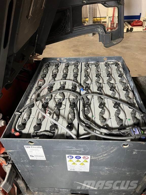 Linde E30/600HL-01 Empilhadores eléctricos