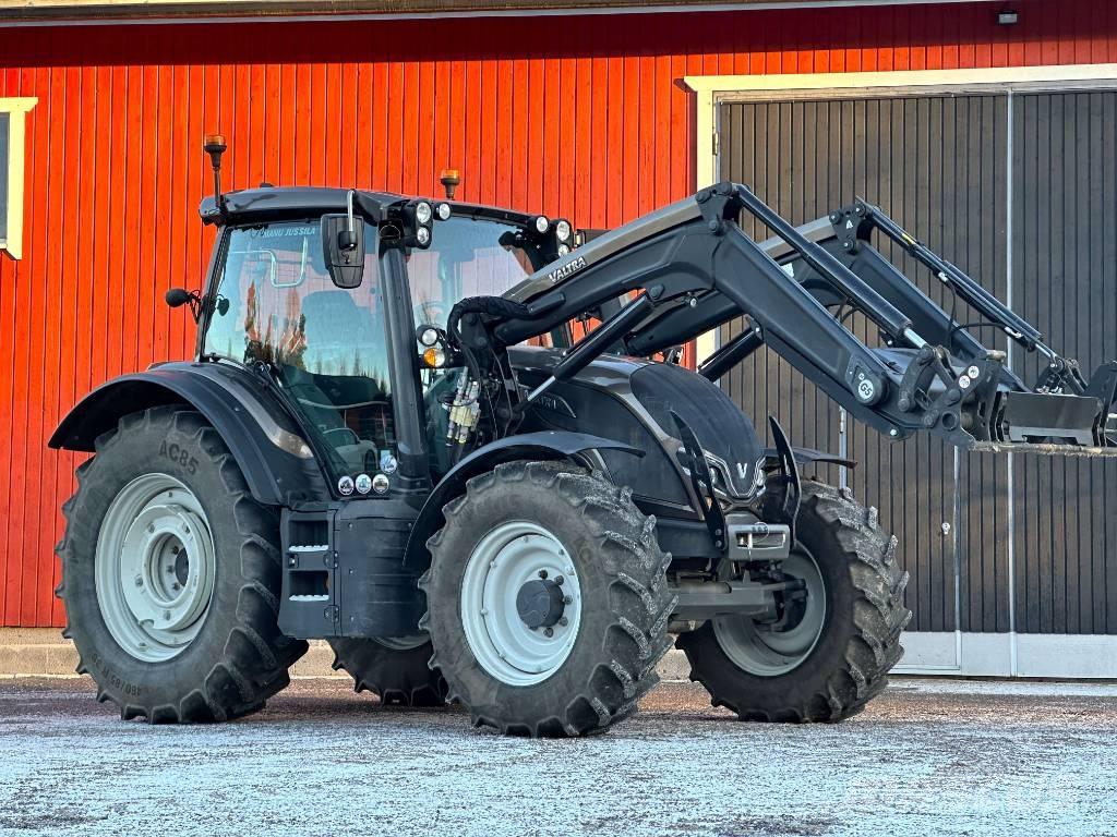 Valtra N 135 Active Tratores Agrícolas usados
