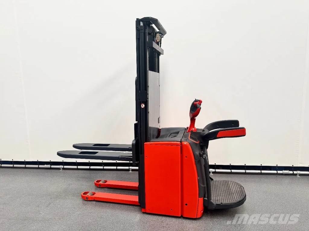 Linde L 16 AP Empilhador para operador externo
