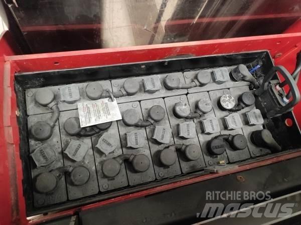 Manitou ES616 AC Self propelled stackers