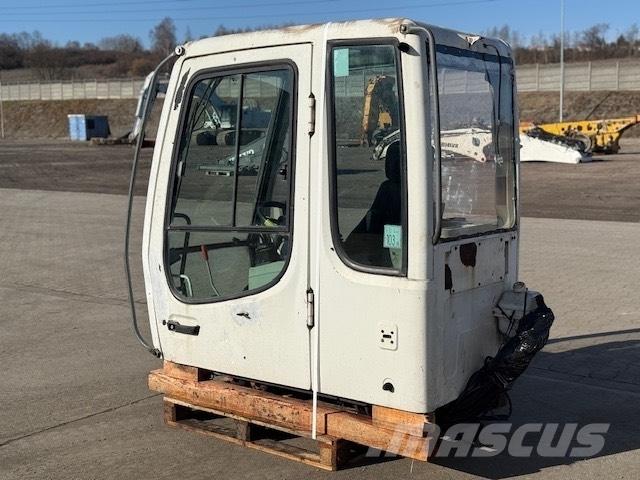 Liebherr A 924 C CAB Cabina