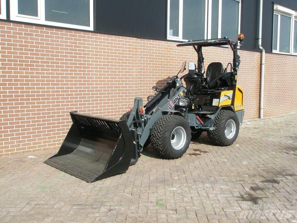 GiANT G2500 Mini carregadoras