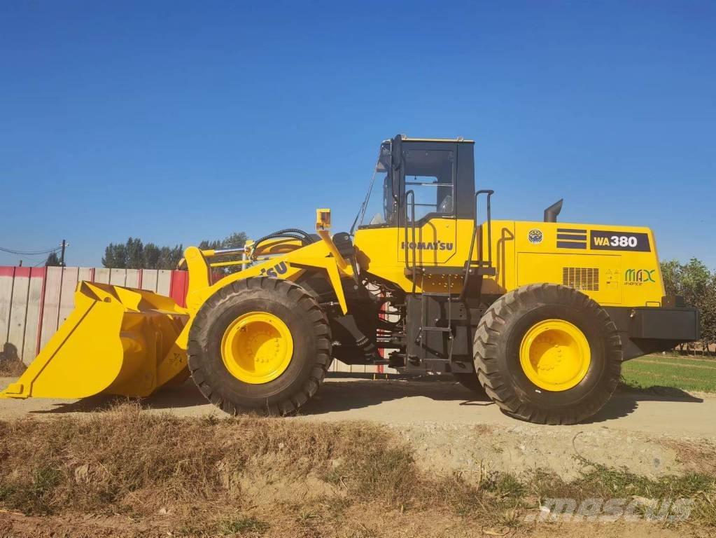 Komatsu WA 320 Carregadeiras de rodas