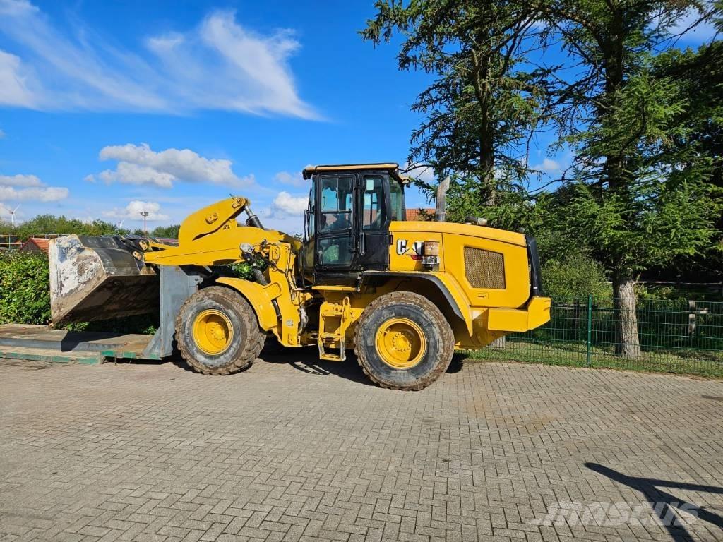 CAT 930 M Carregadeiras de rodas