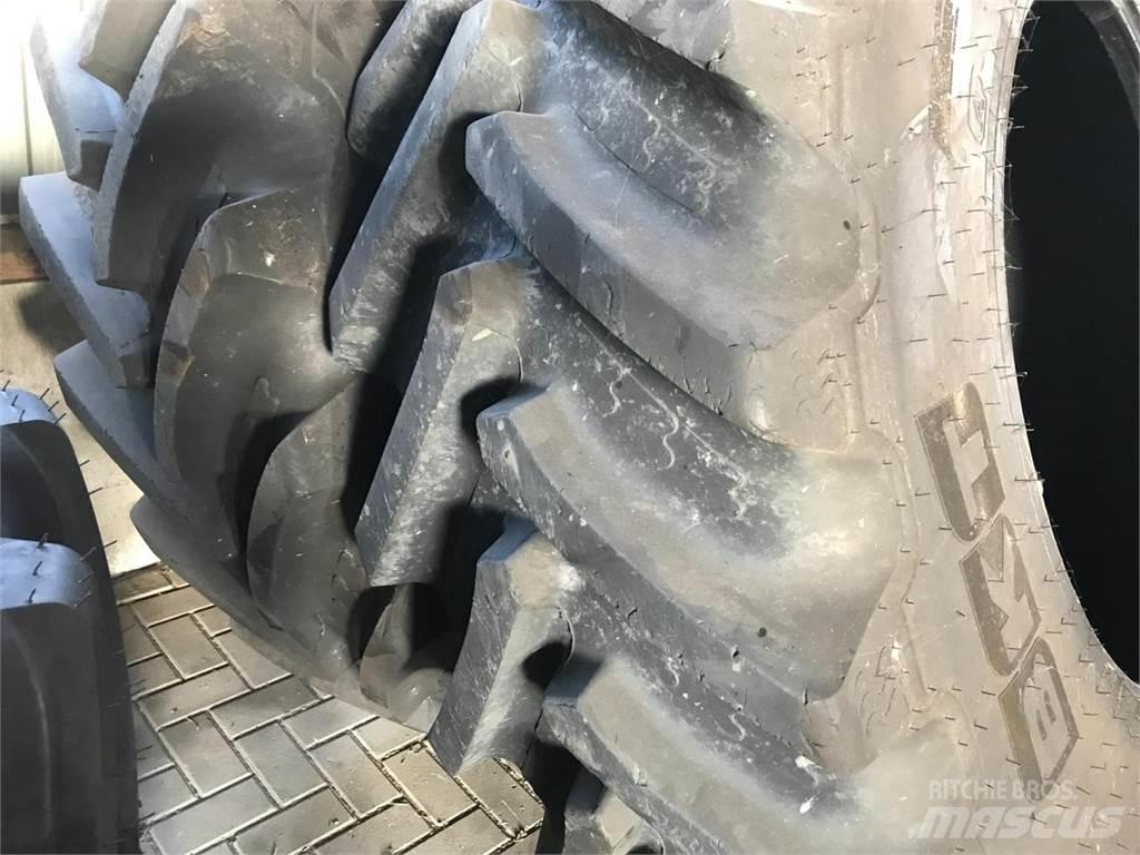 BKT 650/85R42 IF Pneus Agrícolas