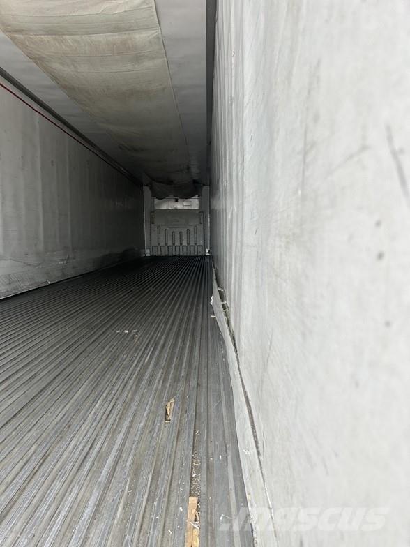 Utility 3000R Semi Reboques Isotérmicos