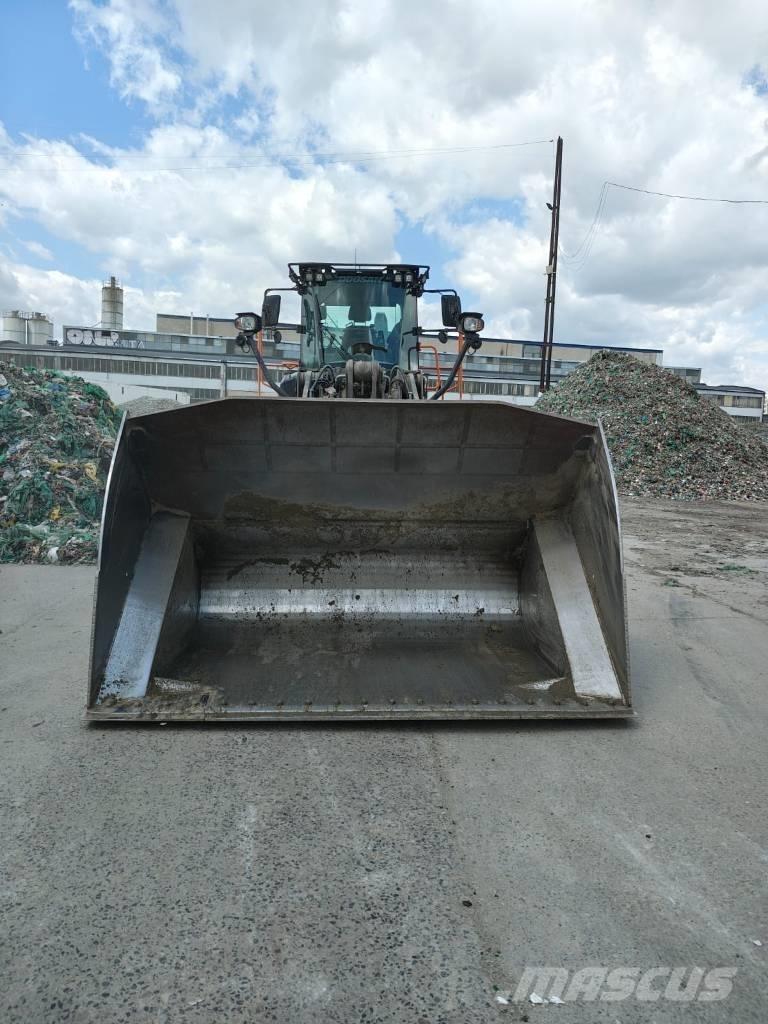 Doosan DL 320-7 Carregadeiras de rodas