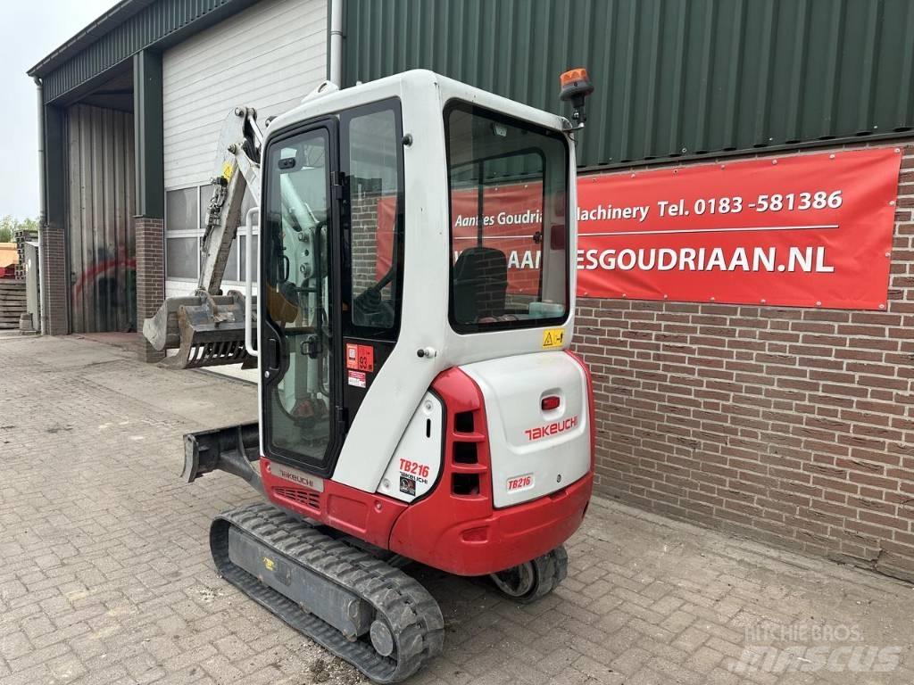 Takeuchi TB216 Miniescavadeiras