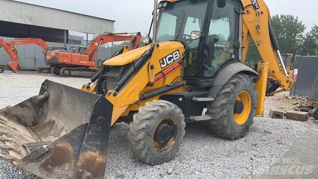 JCB 3CX Retroescavadeiras