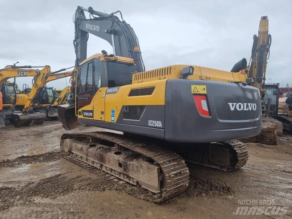 Volvo EC 250 D L Escavadeiras de esteiras