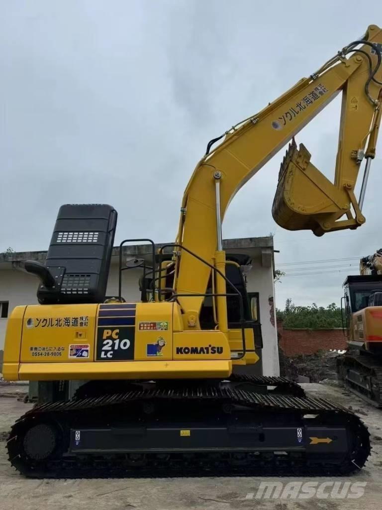 Komatsu 210LC-8 Escavadeiras de esteiras
